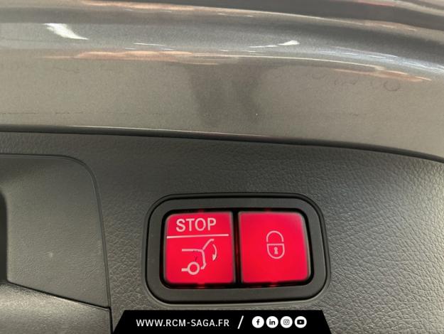 MERCEDES-BENZ EQA 250 AMG Line  