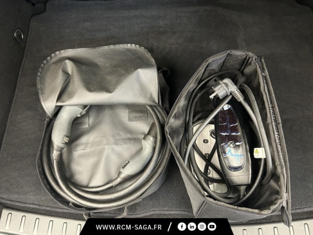 MERCEDES-BENZ EQA 250 AMG Line  