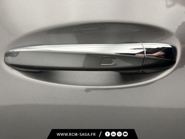 MERCEDES-BENZ EQA 250 AMG Line  