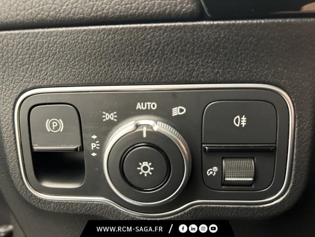 MERCEDES-BENZ EQA 250 AMG Line  