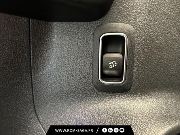 MERCEDES-BENZ EQA 250 AMG Line  