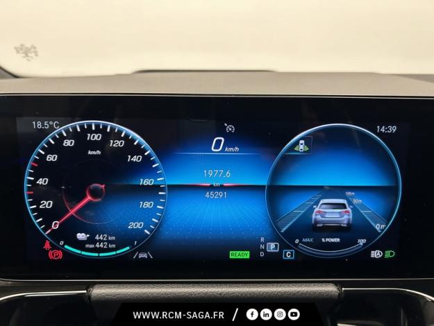 MERCEDES-BENZ EQA 250 AMG Line  