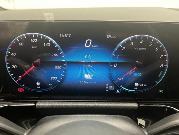 MERCEDES-BENZ GLA 250 e AMG Line  