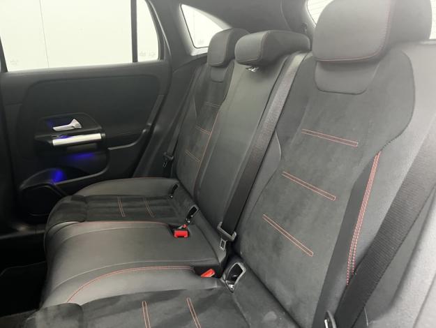 MERCEDES-BENZ GLA 250 e AMG Line  