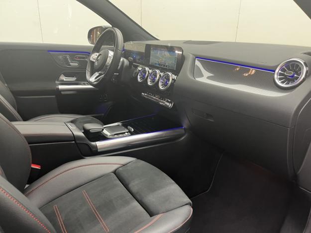 MERCEDES-BENZ GLA 250 e AMG Line  