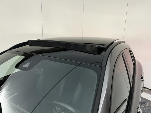 MERCEDES-BENZ GLA 250 e AMG Line  