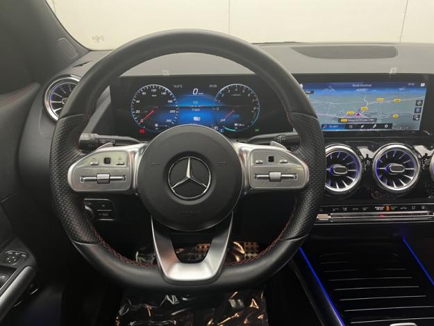 MERCEDES-BENZ GLA 250 e AMG Line  