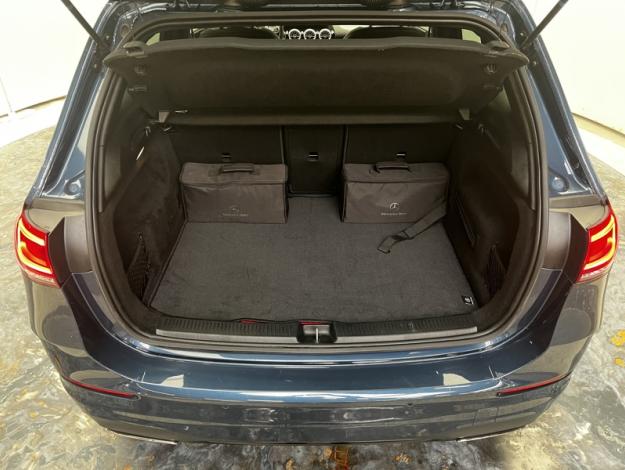 MERCEDES-BENZ Classe B 250 e AMG Line  