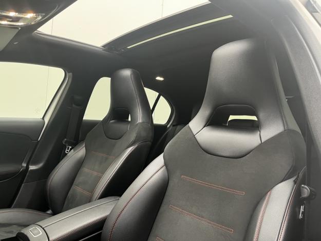 MERCEDES-BENZ Classe A 180 d AMG Line  