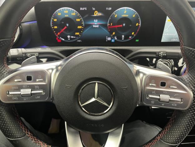 MERCEDES-BENZ Classe A 180 d AMG Line  