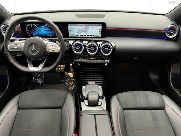 MERCEDES-BENZ Classe A A 200 Compacte  