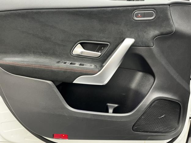 MERCEDES-BENZ Classe A A 200 Compacte  