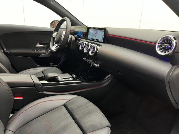 MERCEDES-BENZ Classe A A 200 Compacte  