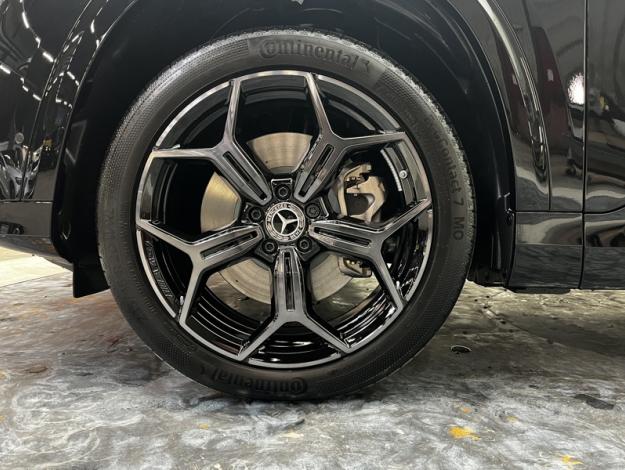 MERCEDES-BENZ GLB 350 4MATIC avec technologie EQ Business Line Executive  GLB 350 4MATIC avec technologie EQ Business Line Executive