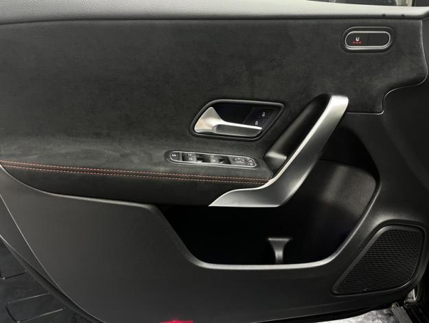 MERCEDES-BENZ Classe A 200 d AMG Line  