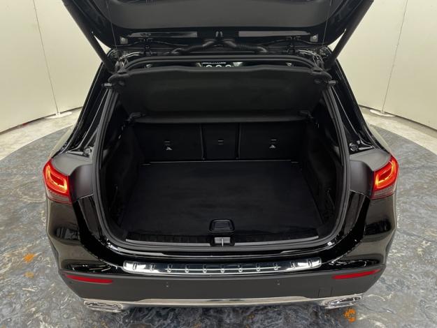 MERCEDES-BENZ GLA 200 d Progressive Line  