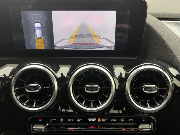 MERCEDES-BENZ GLA 200 d Progressive Line  