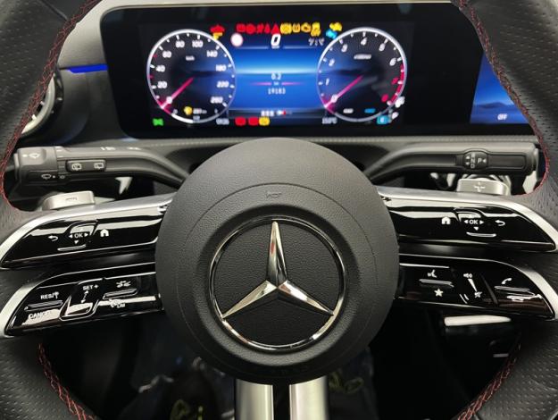 MERCEDES-BENZ Classe A 180 AMG Line  