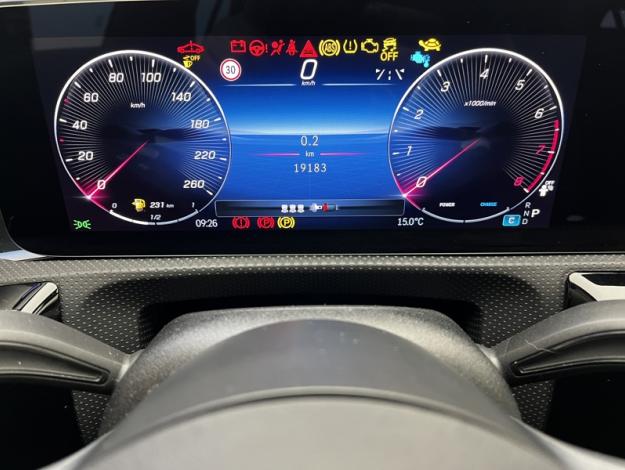 MERCEDES-BENZ Classe A 180 AMG Line  