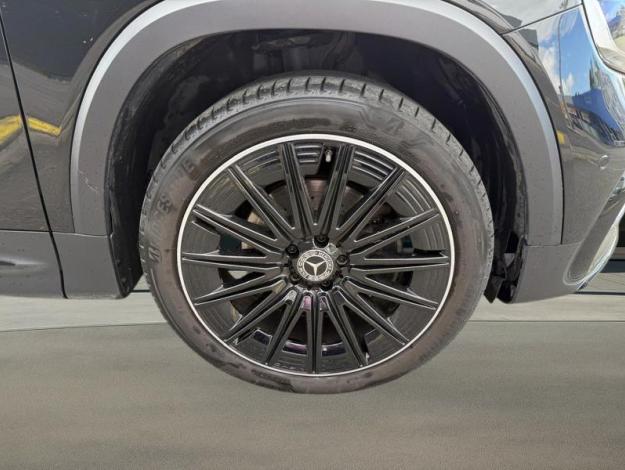 MERCEDES-BENZ GLB 200 d AMG Line  