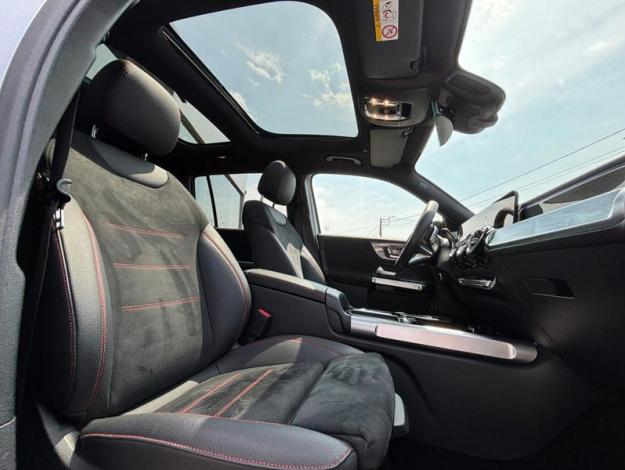 MERCEDES-BENZ GLB 200 d AMG Pack Night Toit Pano  