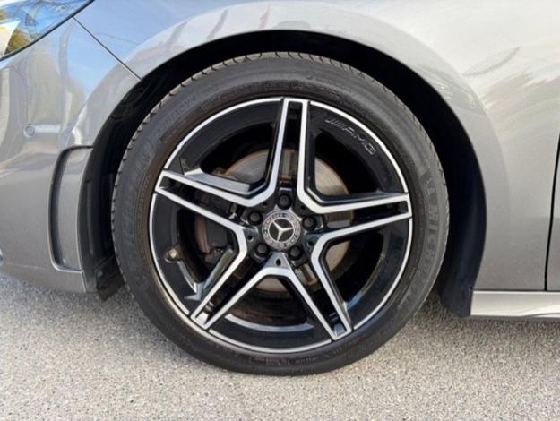 MERCEDES-BENZ B-Klasse B 180 d