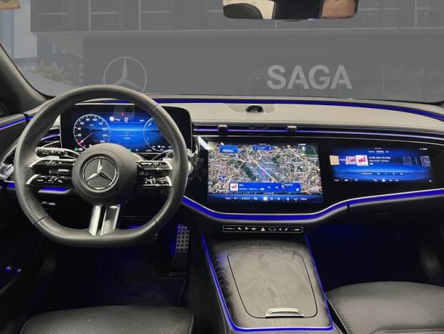 MERCEDES-BENZ E 300 e Break AMG Night Hyperscreen Pano  