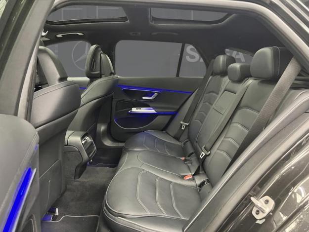 MERCEDES-BENZ E 300 e Break AMG Night Hyperscreen Pano  