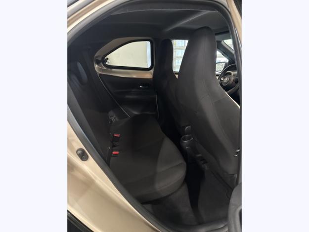 TOYOTA Aygo X 1.0 VVT-i 72 Design   