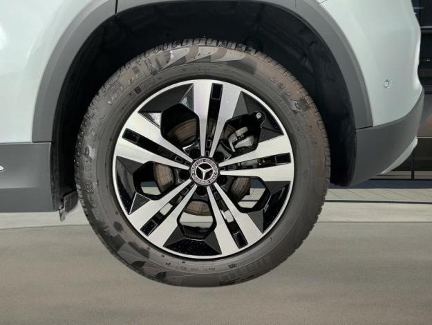 MERCEDES-BENZ GLA 180 Luxury Line  GLA 180