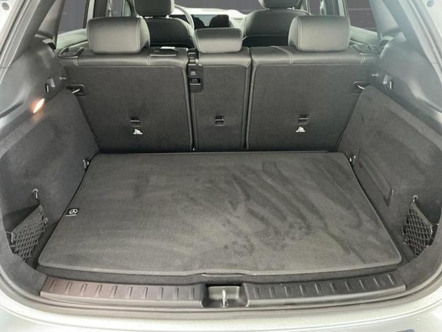 MERCEDES-BENZ GLA 180 Luxury Line  GLA 180