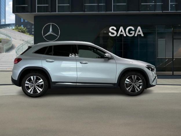 MERCEDES-BENZ GLA 180 Luxury Line  GLA 180
