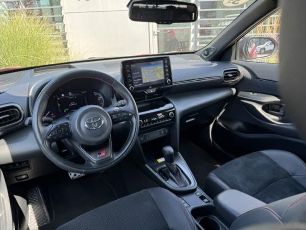 TOYOTA Yaris Cross 1.5 116H GR SPORT  