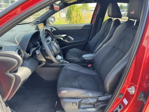 TOYOTA Yaris Cross 1.5 116H GR SPORT  