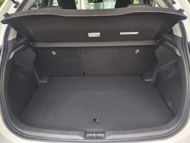TOYOTA Yaris Hybride 116h Design PACK  