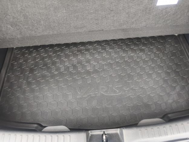 TOYOTA Yaris Hybride 116h Design PACK  