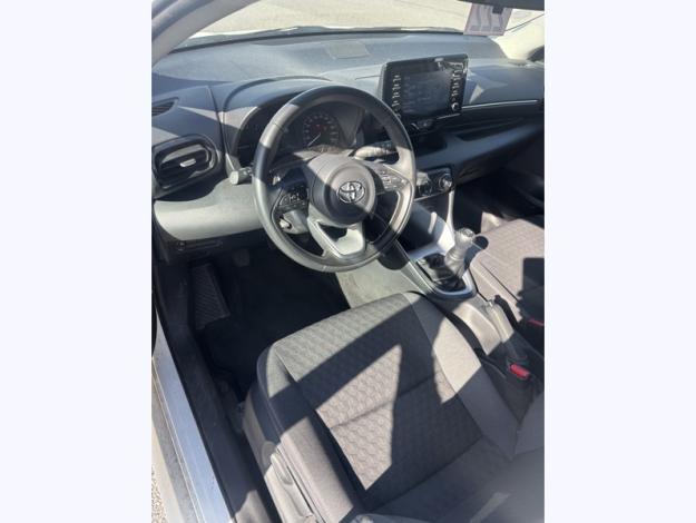 TOYOTA Yaris 70 VVT-i Dynamic  
