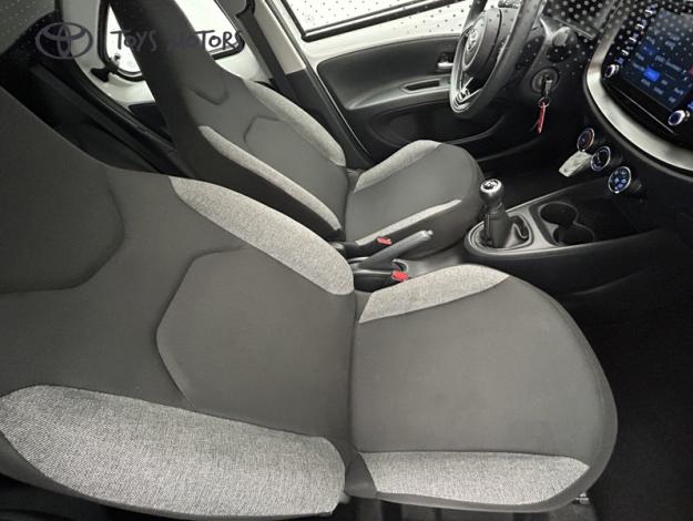 TOYOTA Aygo X 1.0 VVT-i 72 Dynamic   