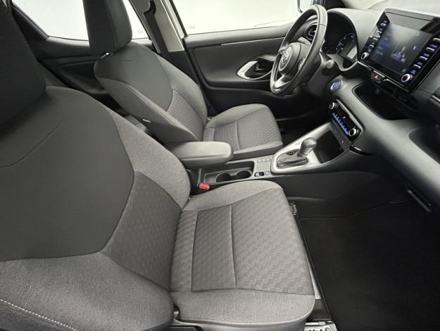 TOYOTA Yaris 116h Dynamic  