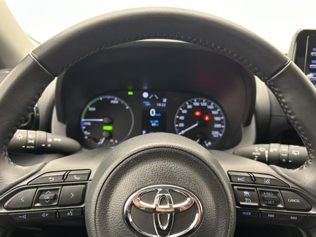 TOYOTA Yaris 116h Dynamic  