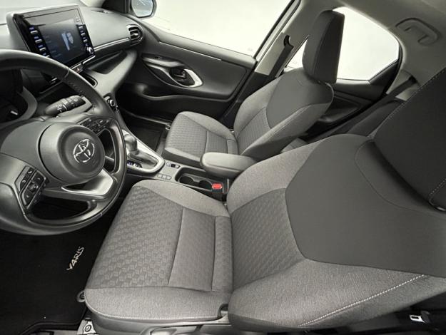 TOYOTA Yaris 116h Dynamic  