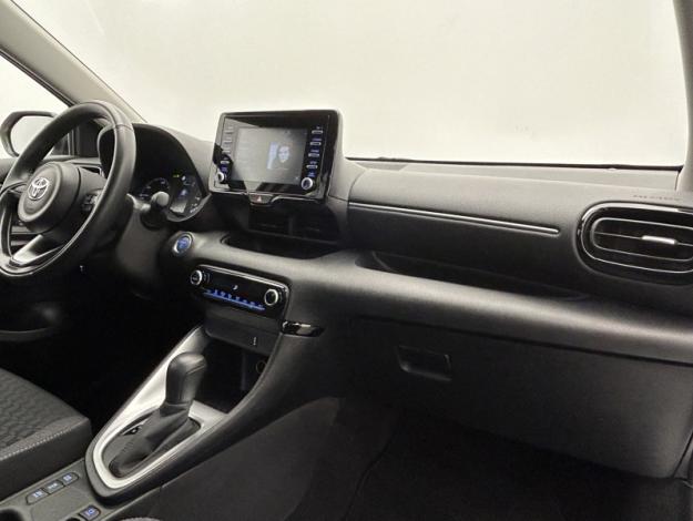 TOYOTA Yaris 116h Dynamic  