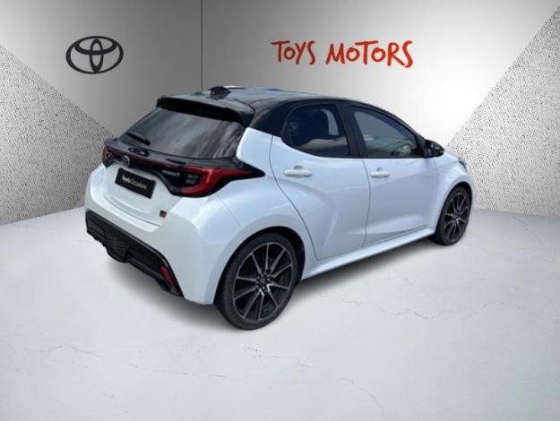 TOYOTA Yaris 116h GR SPORT  