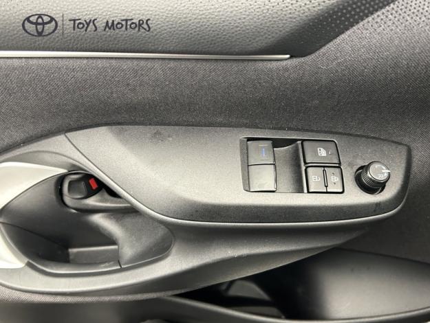 TOYOTA Yaris 116h Dynamic  