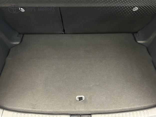 TOYOTA Yaris 116h Dynamic  