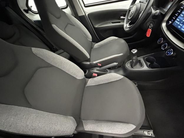 TOYOTA Aygo X 1.0 VVT-i 72 Dynamic   