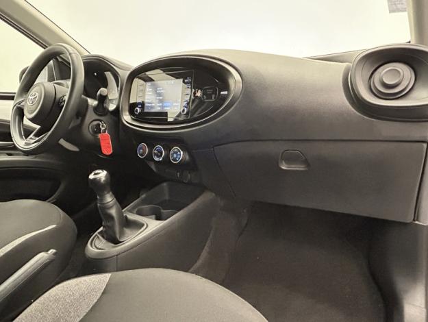 TOYOTA Aygo X 1.0 VVT-i 72 Dynamic   