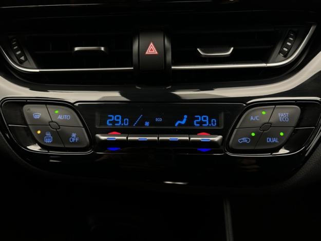 TOYOTA C-HR 1.8 Hybride 122 Dynamic   