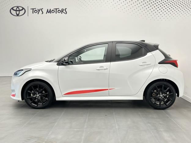 TOYOTA Yaris 116h Collection  TOIT PANO