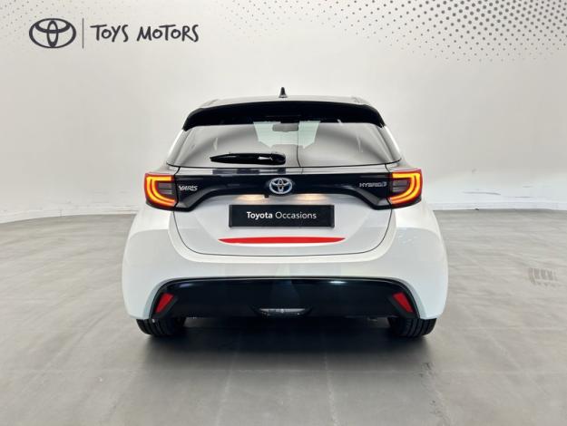 TOYOTA Yaris 116h Collection  TOIT PANO